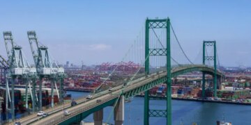 Vincent Thomas bridge expected to receive overhaul, California