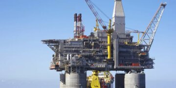 Top 6 World’s Largest Oil Rigs; Interesting Facts You Should Know