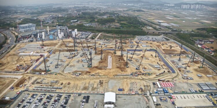 $13 Bn SK Hynix P&T7 Advanced Packaging Facility in Cheongju, South Korea Starts Construction