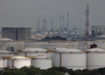Singapore launches tender for three new hydrogen-ready power plants as energy demand soars