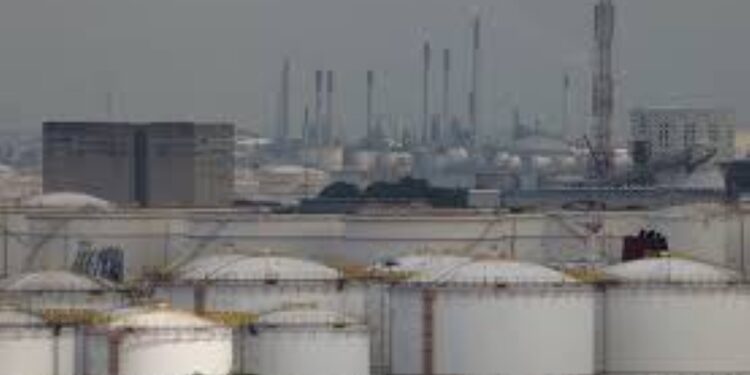 Singapore launches tender for three new hydrogen-ready power plants as energy demand soars